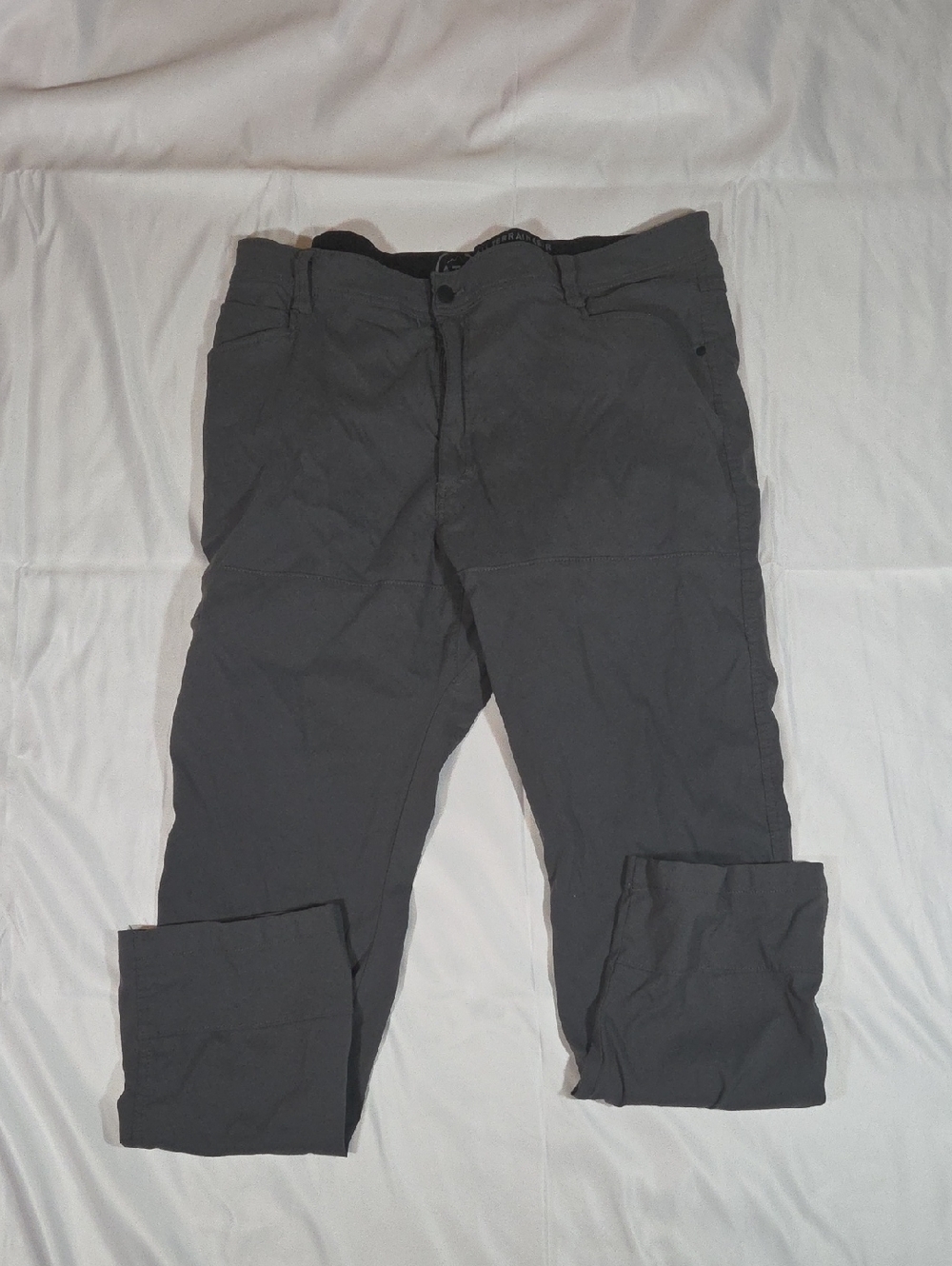 Wrangler ATG Mens Gray Flat Front Mid Rise Straight Leg Utility Pants Size 42X30